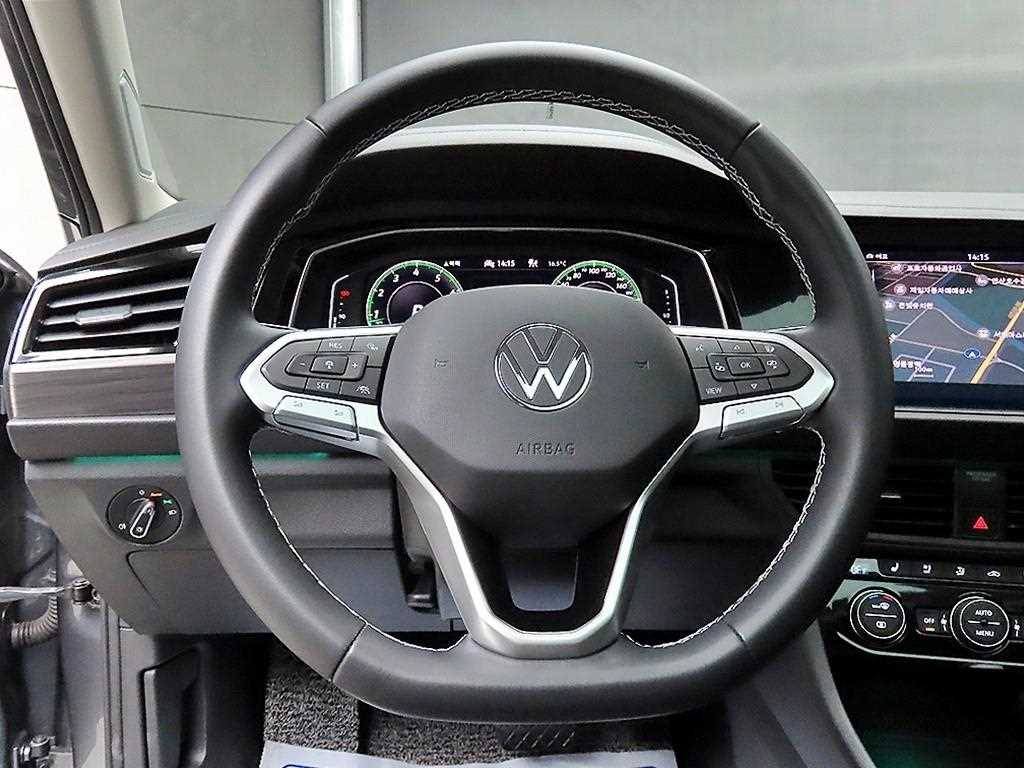 Volkswagen Jetta - Vista 9