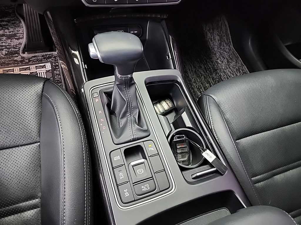 KIA Sorento - Vista 8