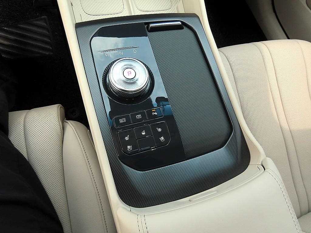 KIA K8 - Vista 10