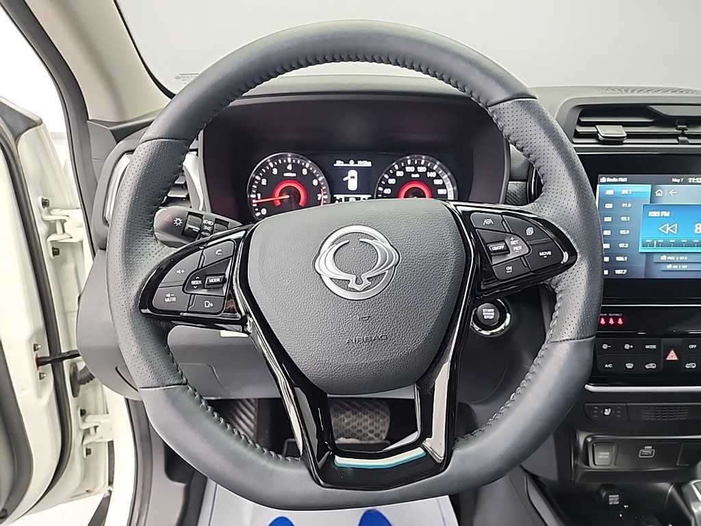 Ssangyong Tivoli - Vista 9