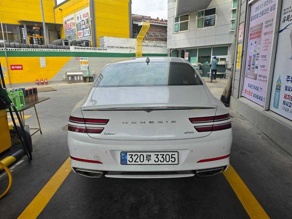 Genesis G80 - Vista 5
