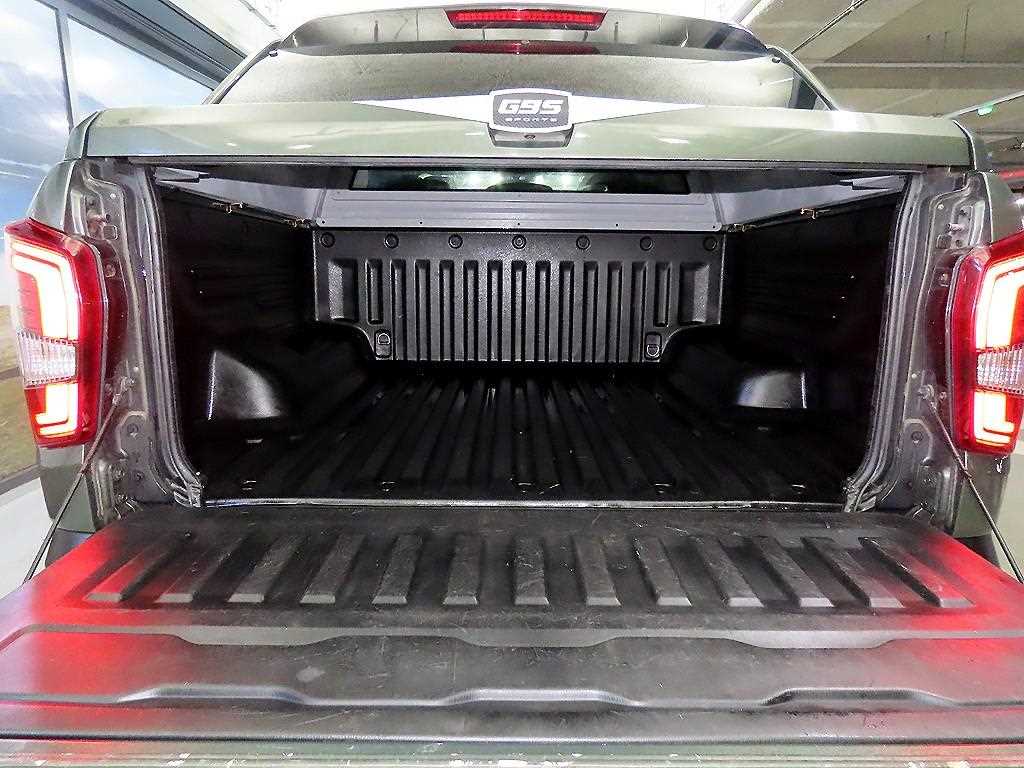 Ssangyong Rexton 2023 Verde - Importación desde Corea - HF Imports Iquique - Foto 17