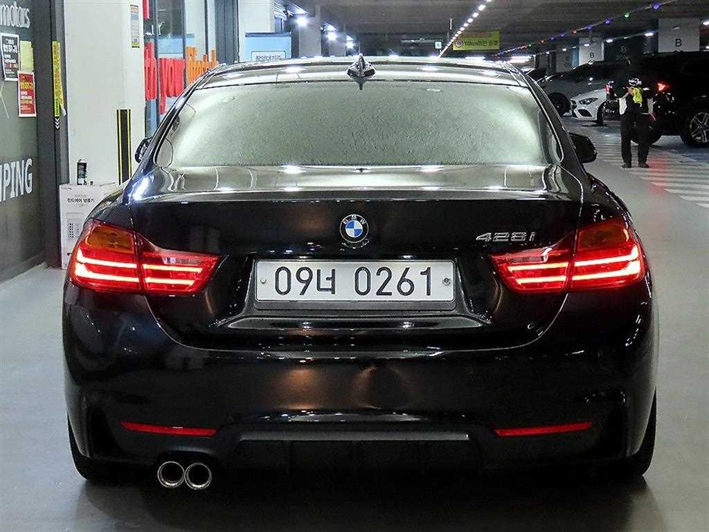BMW 4 Series - Vista 5