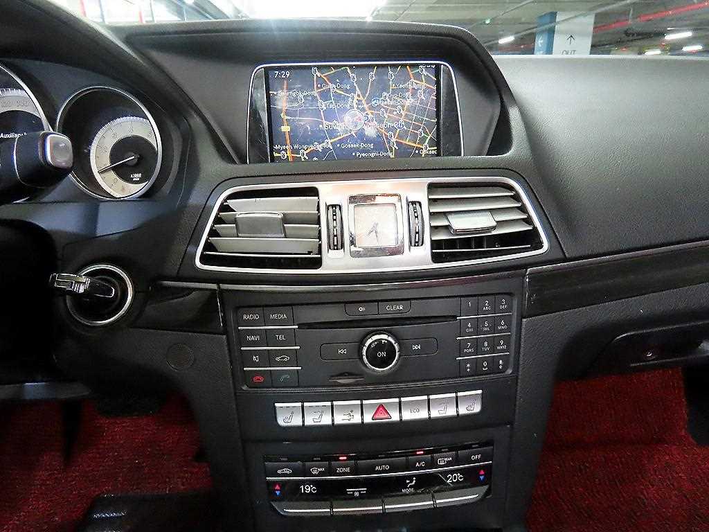 Mercedes Benz E class 2016 Blanco - Importación desde Corea - HF Imports Iquique - Foto 16