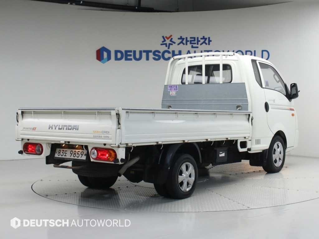 Small Truck Cargo (small) - Vista 2