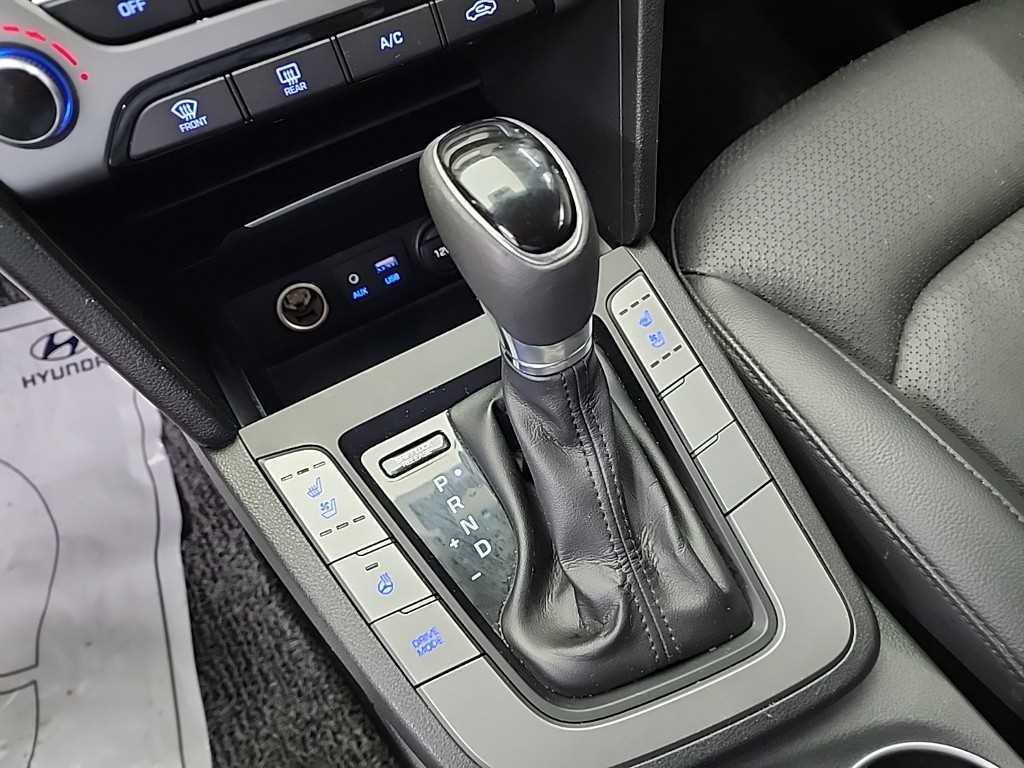 HYUNDAI Avante - Vista 8