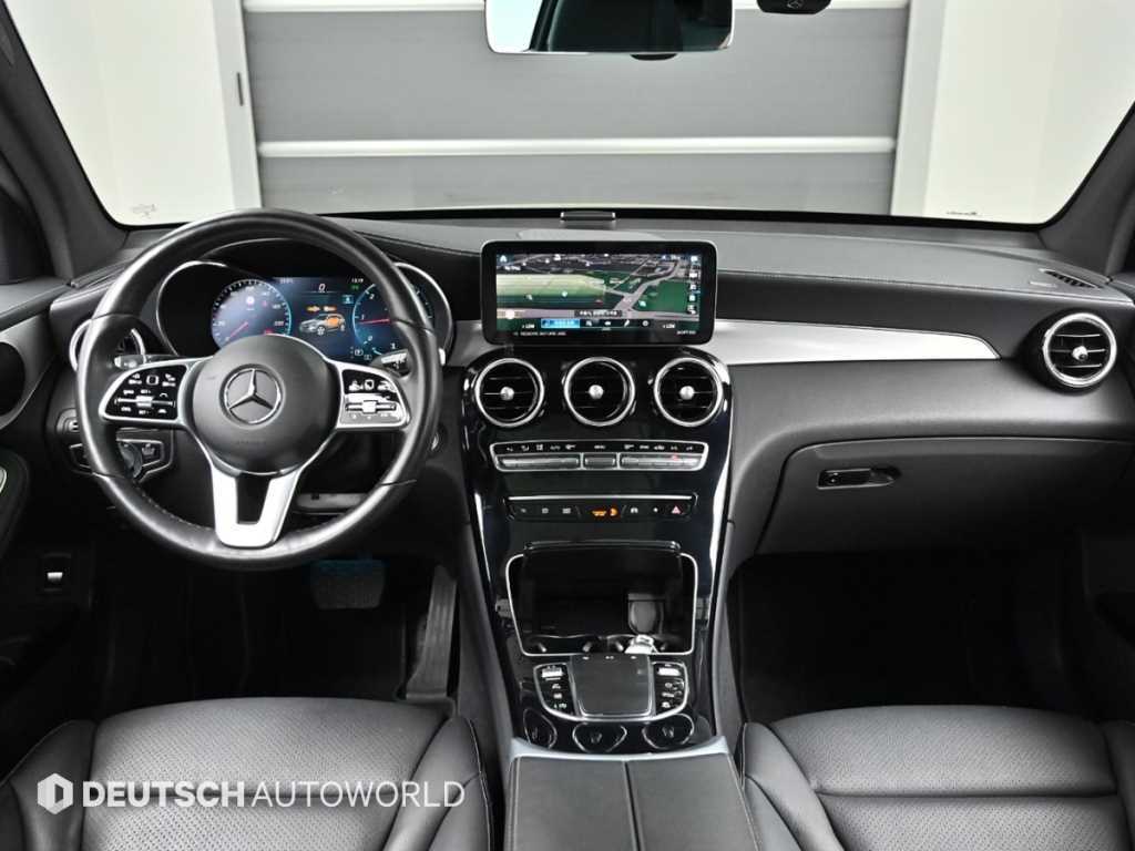 Mercedes Benz GLC Class - Vista 7
