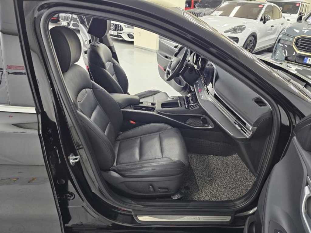 HYUNDAI Grandeur - Vista 7