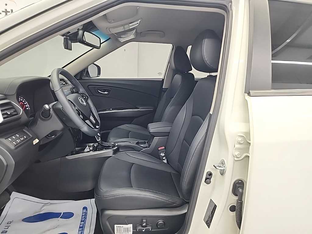 Ssangyong Tivoli - Vista 11