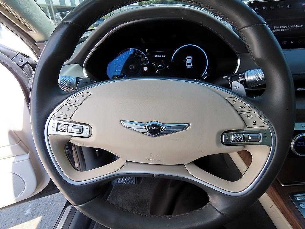 Genesis G80 - Vista 8