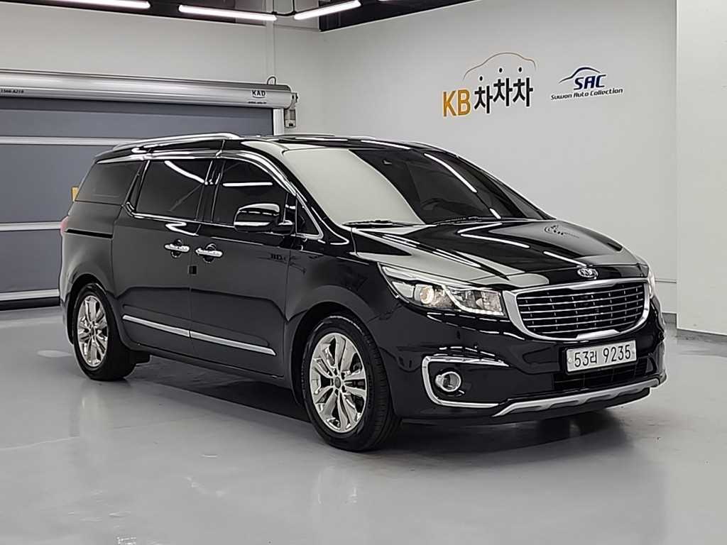 KIA Carnival - Vista 4