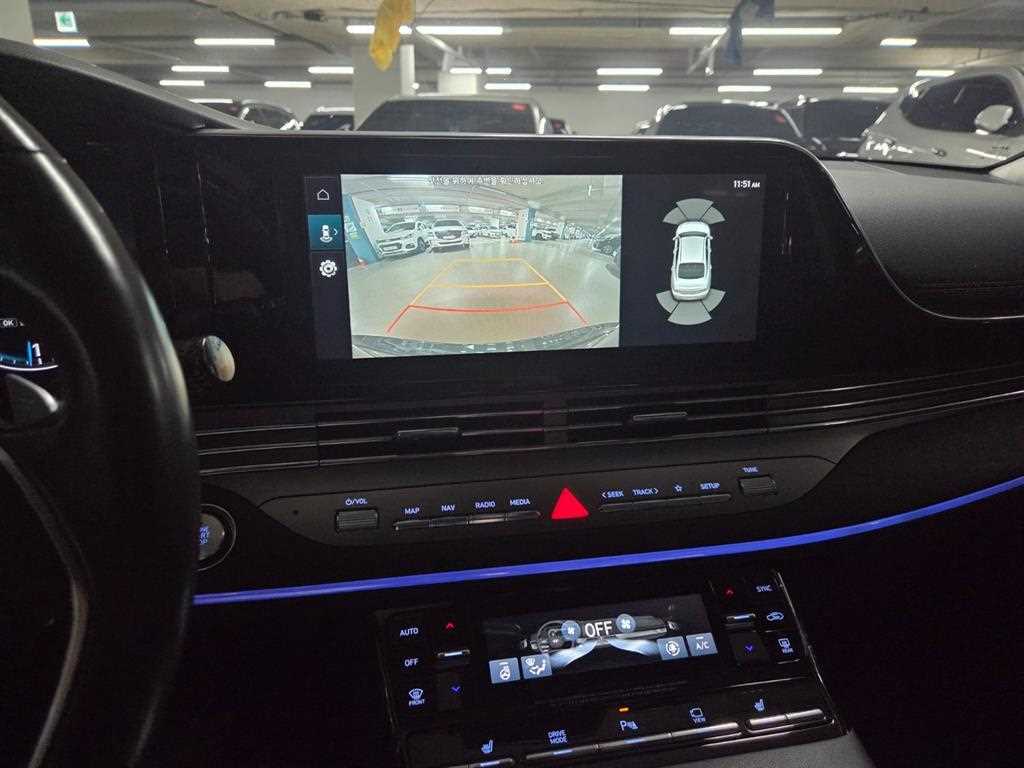 HYUNDAI Grandeur - Vista 12