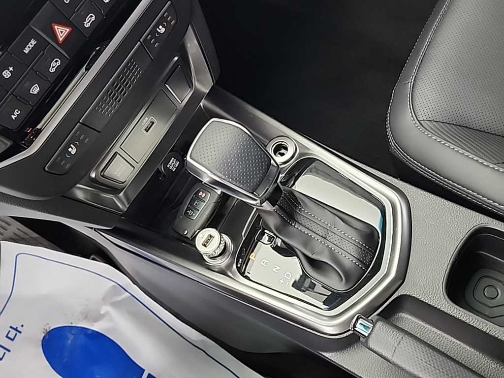 Ssangyong Tivoli - Vista 8