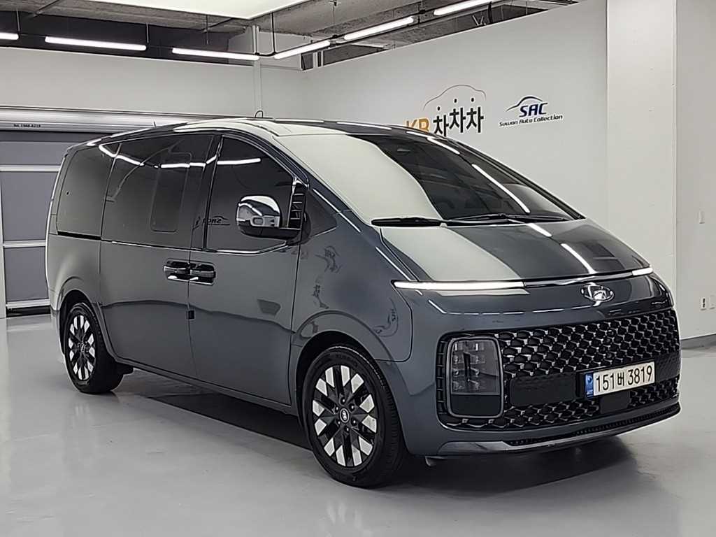 HYUNDAI Staria - Vista 4