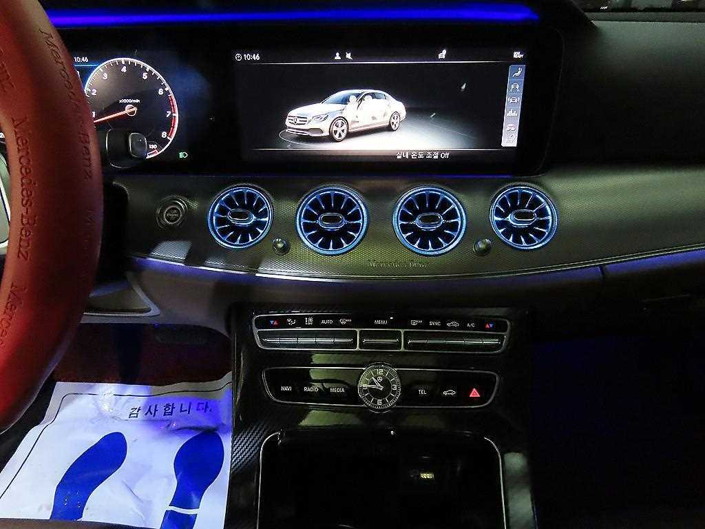 Mercedes Benz E class - Vista 11