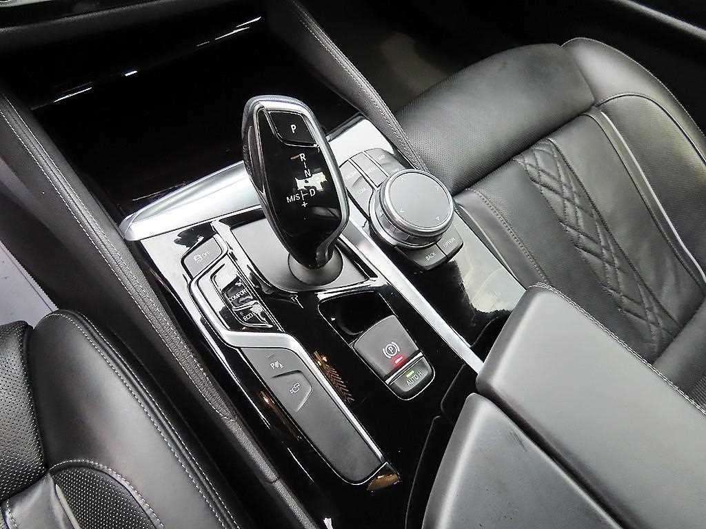 BMW 5 Series - Vista 11