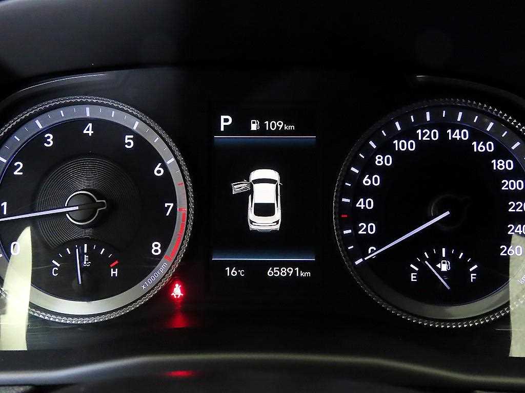 HYUNDAI Sonata - Vista 9