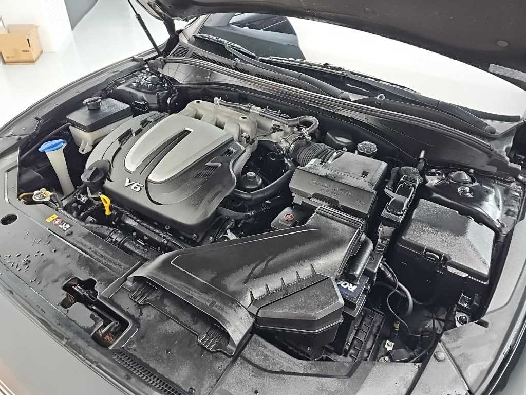 HYUNDAI Grandeur - Vista 5