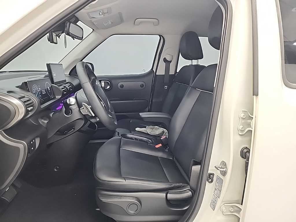 HYUNDAI Casper - Vista 11