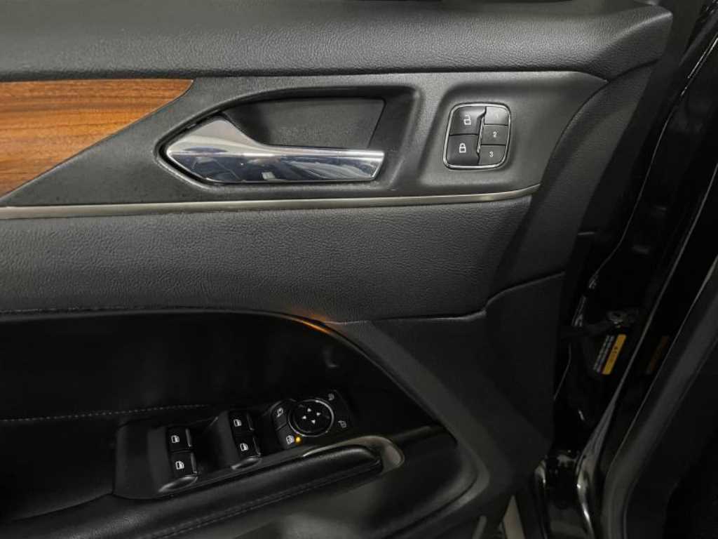 Lincoln MKC 2017 Negro - Importación desde Corea - HF Imports Iquique - Foto 13