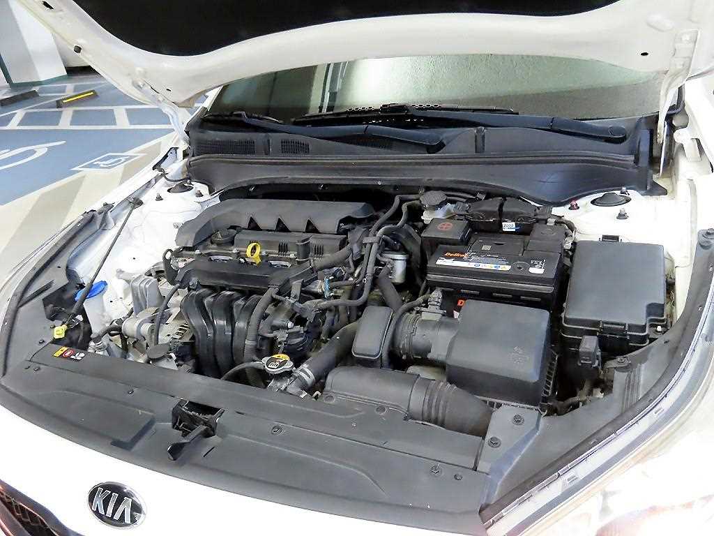 KIA K3 2019 Blanco - Importación desde Corea - HF Imports Iquique - Foto 18