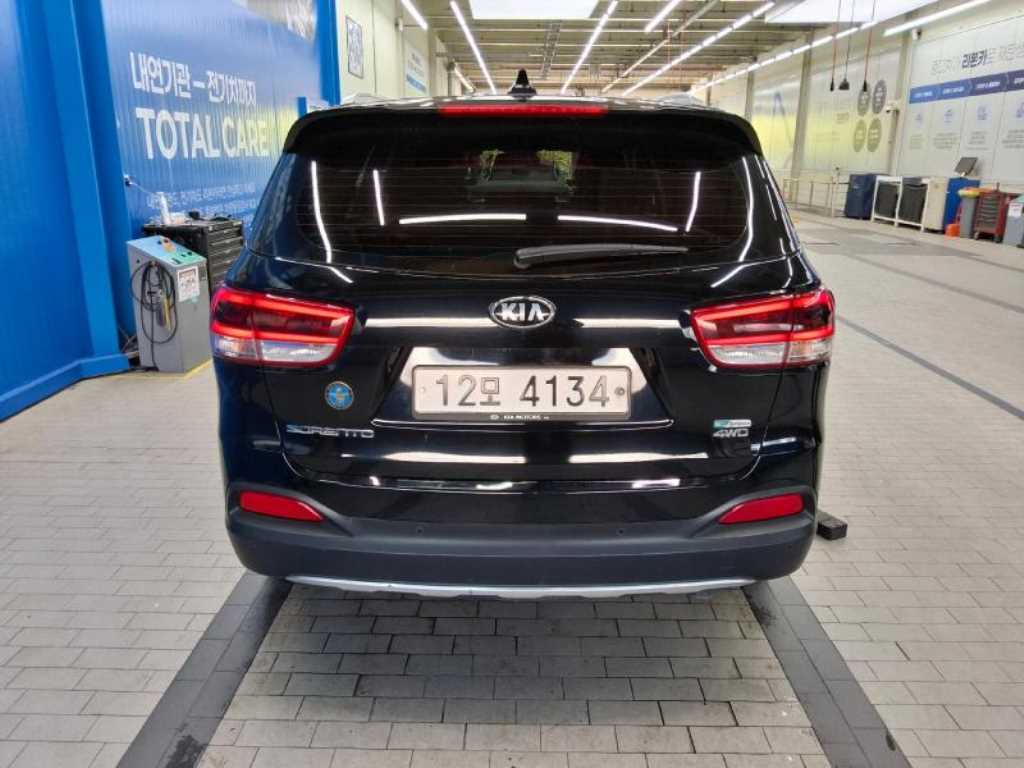 KIA Sorento - Vista 4