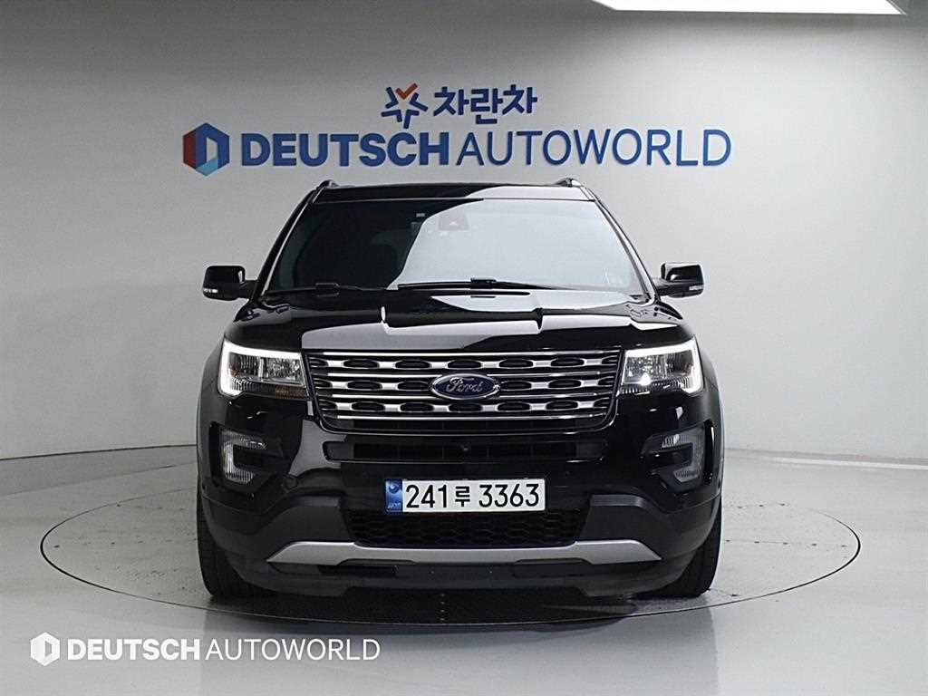 Ford Explorer - Vista 3