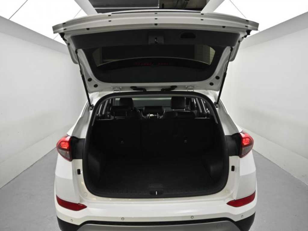 HYUNDAI Tucson 2018 Blanco - Importación desde Corea - HF Imports Iquique - Foto 19