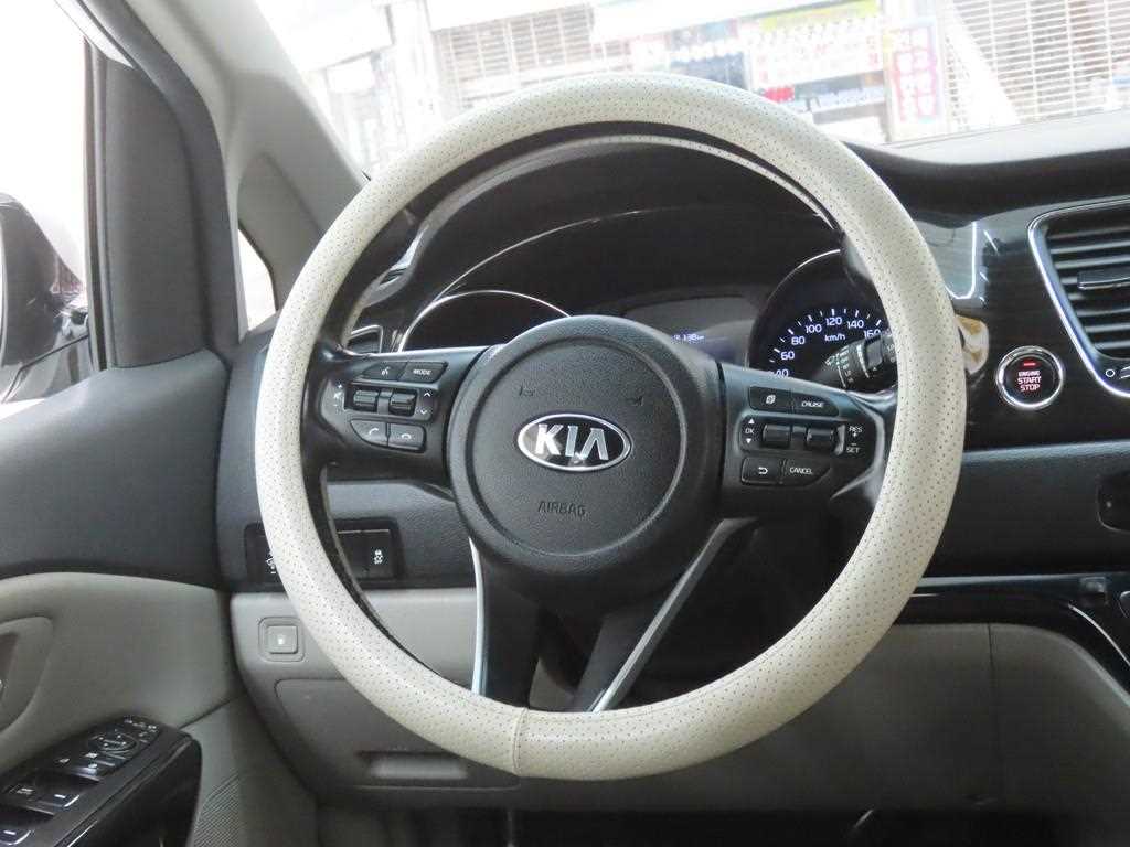 KIA Carnival 2019 Blanco - Importación desde Corea - HF Imports Iquique - Foto 18
