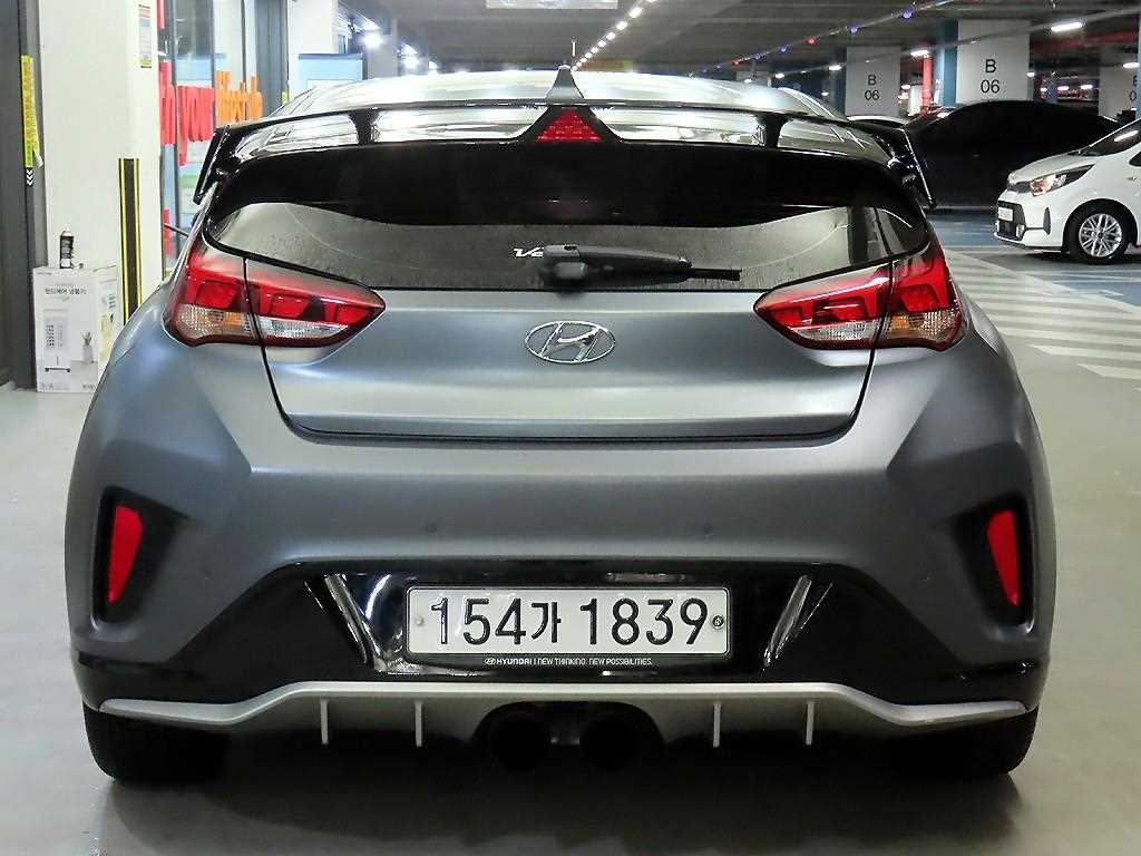 HYUNDAI Veloster - Vista 5