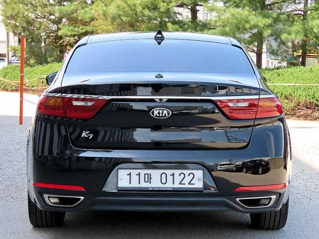 KIA K7 - Vista 4