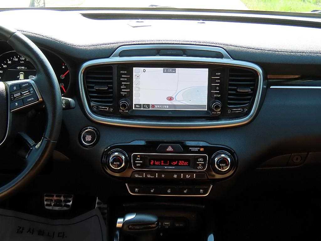 KIA Sorento - Vista 10
