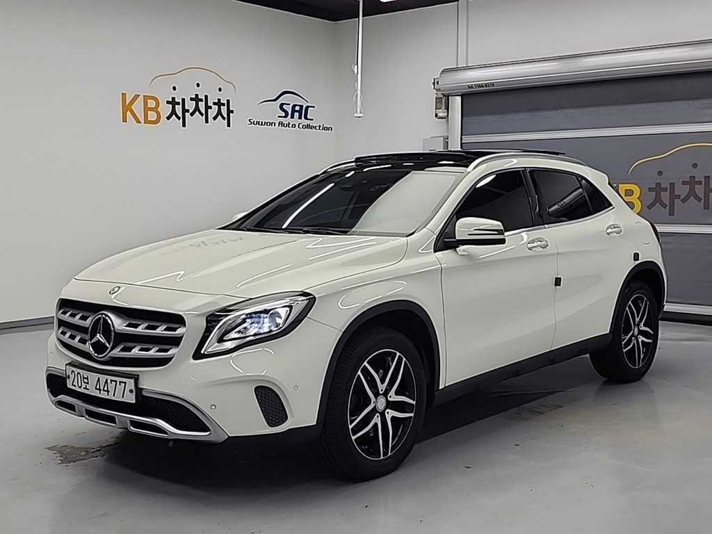 Mercedes Benz GLA Class 2018 Blanco - Importación desde Corea - HF Imports Iquique - Foto 1