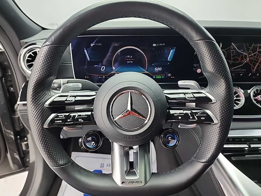 Mercedes Benz AMG GT - Vista 9