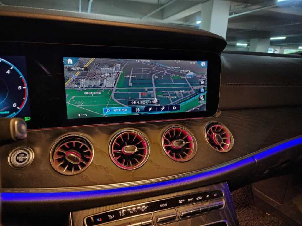 Mercedes Benz CLS Class - Vista 11