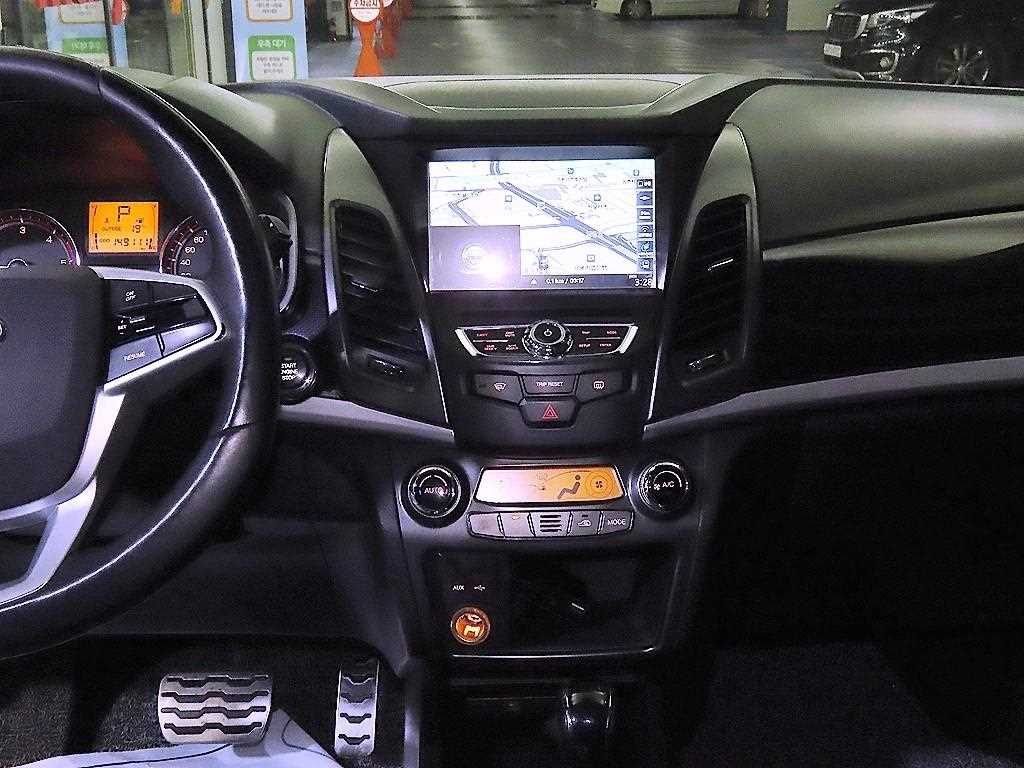 Ssangyong Korando - Vista 11