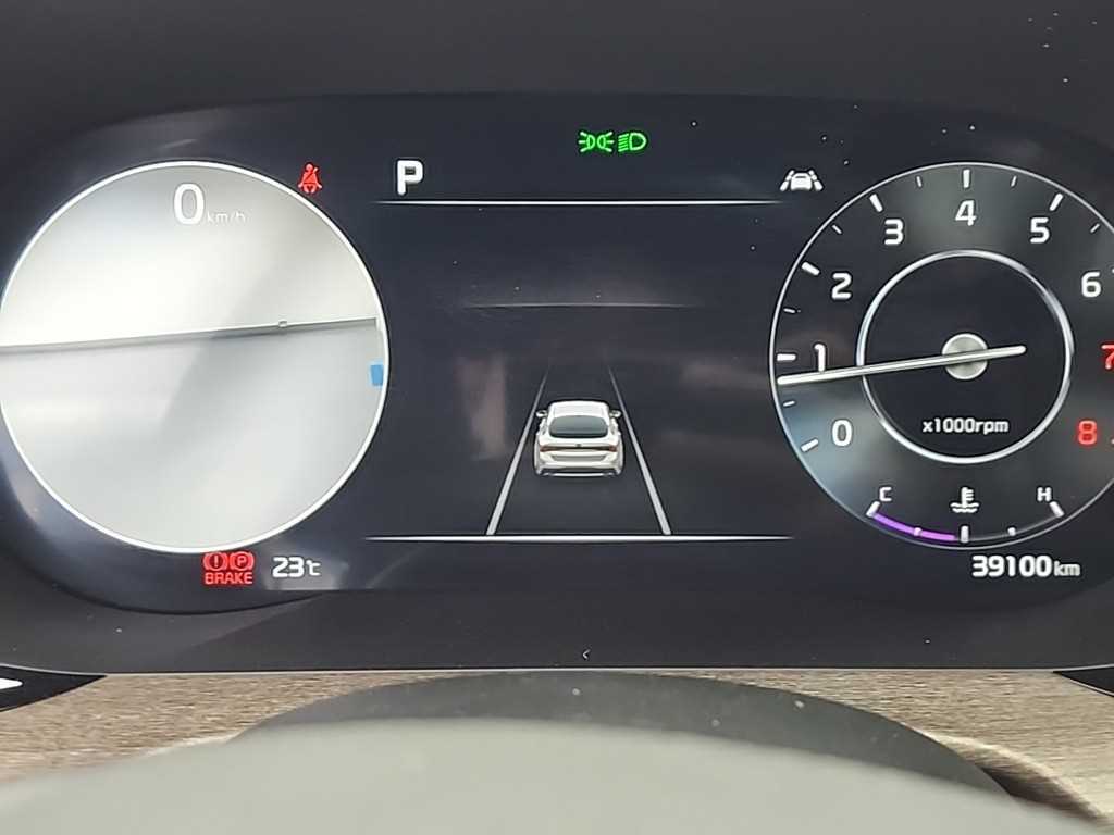 KIA K5 - Vista 6