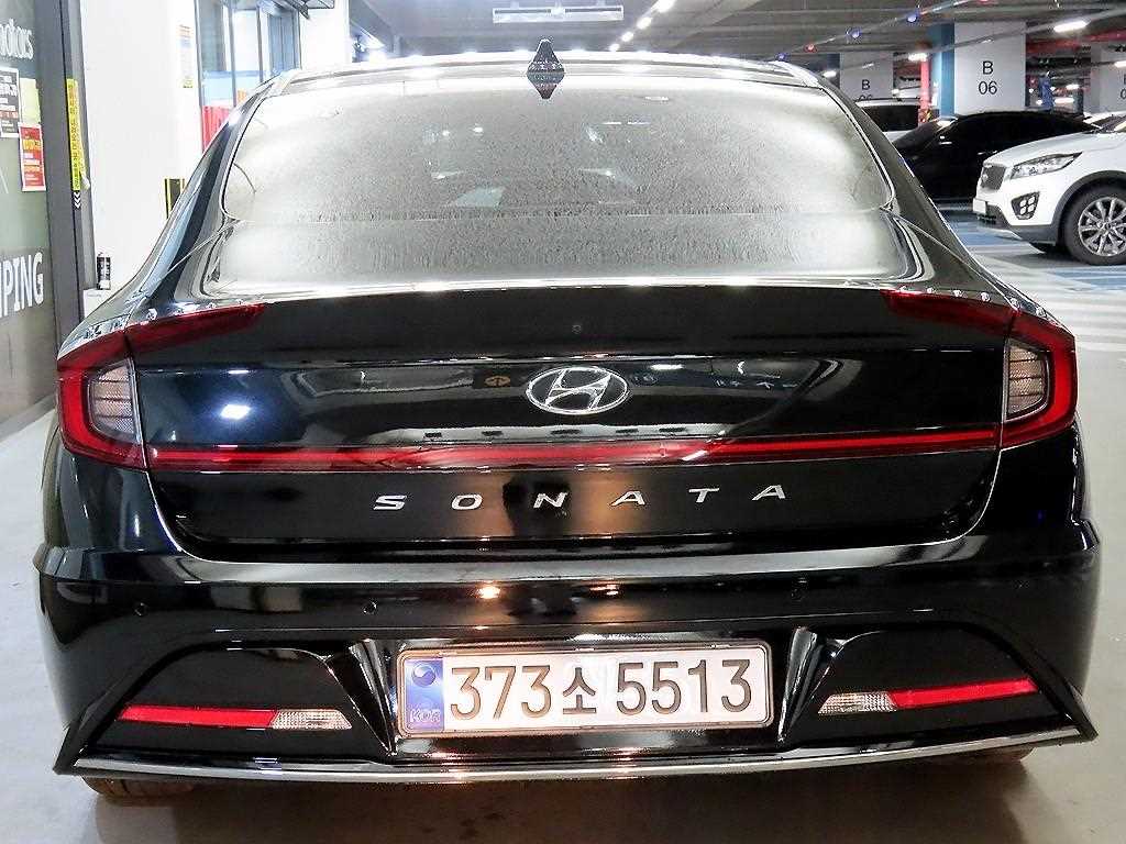 HYUNDAI Sonata - Vista 5