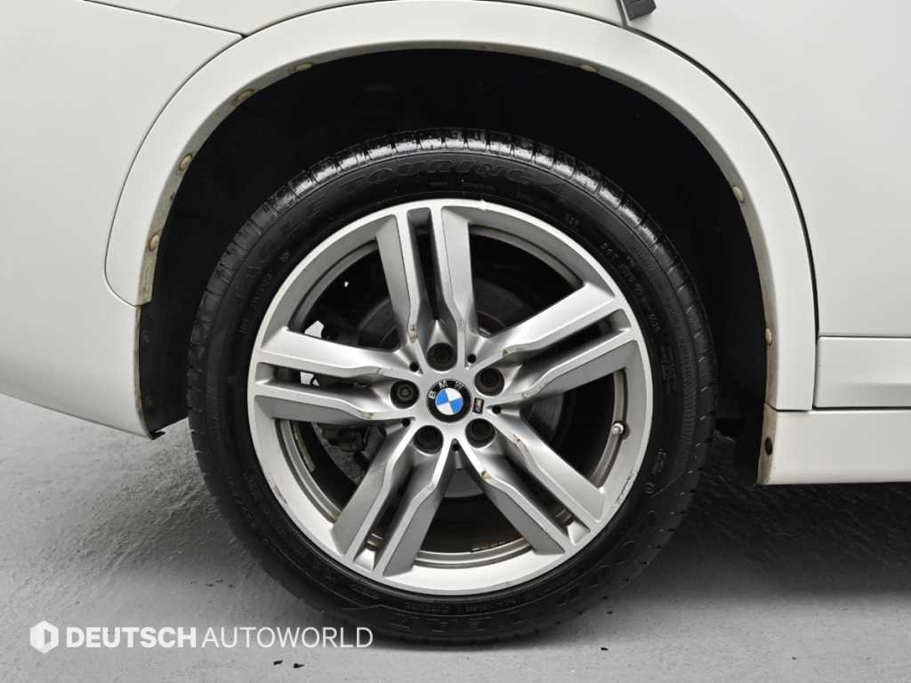 BMW X1 - Vista 5