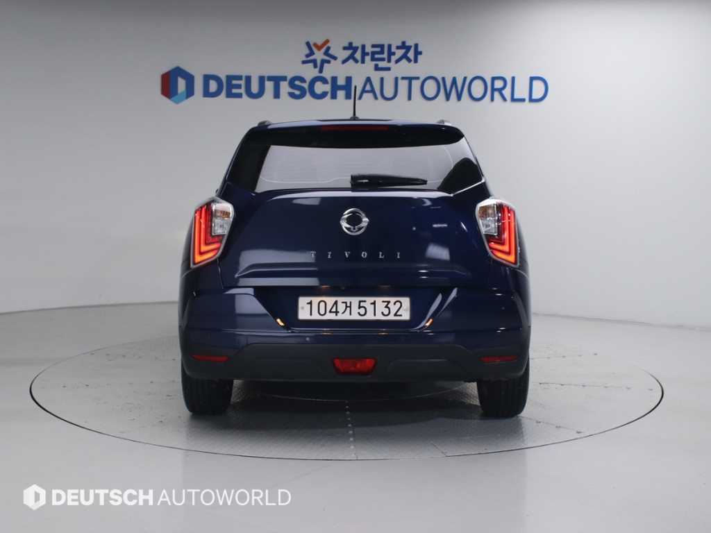 Ssangyong Tivoli - Vista 4