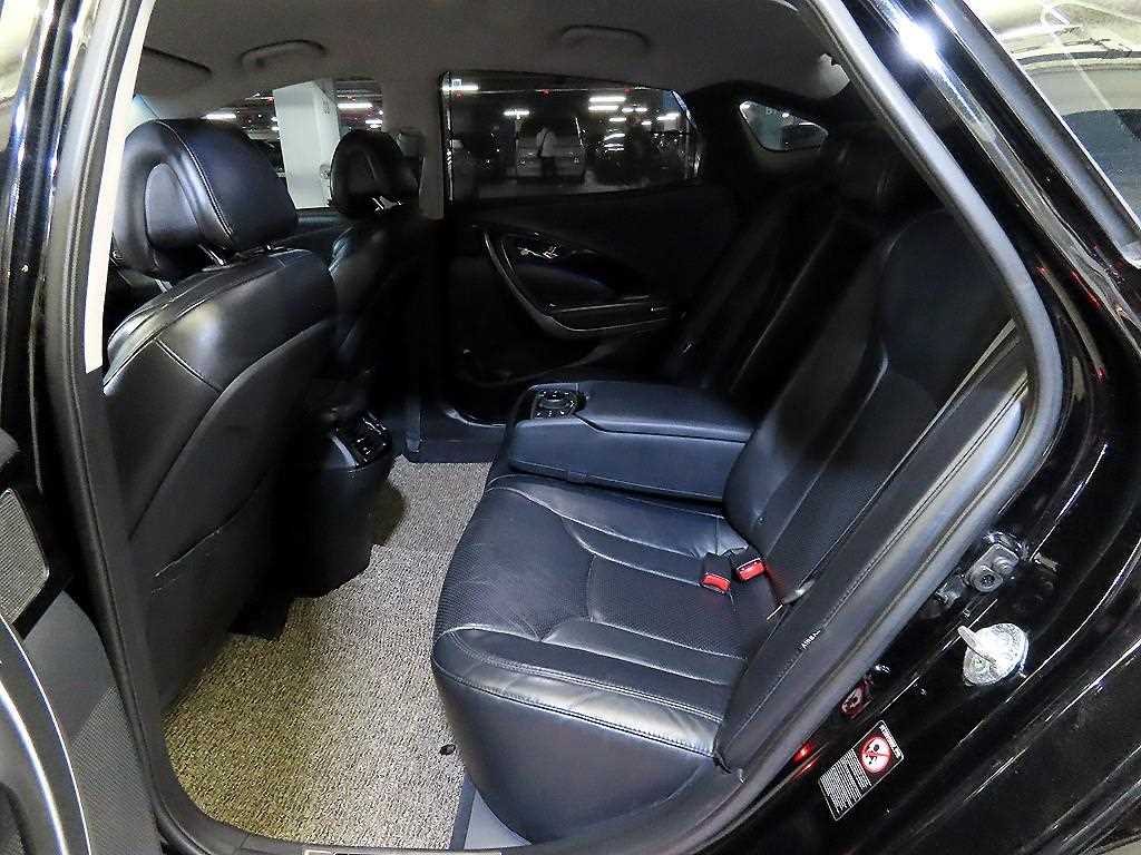 HYUNDAI Grandeur - Vista 7