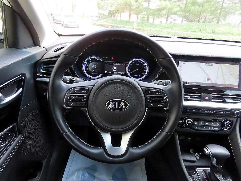 KIA Niro - Vista 8