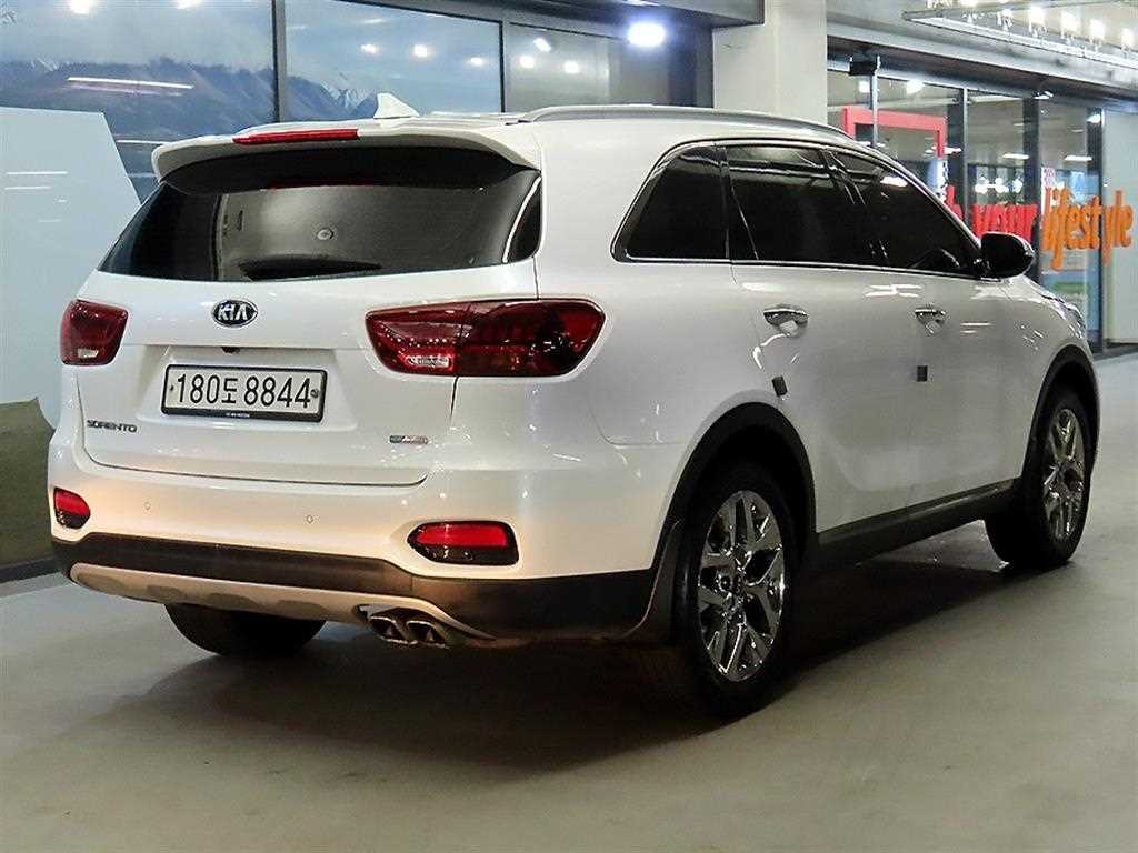 KIA Sorento - Vista 4