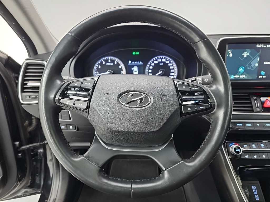 HYUNDAI Grandeur - Vista 9