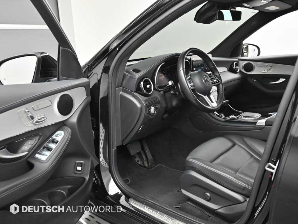 Mercedes Benz GLC Class - Vista 11
