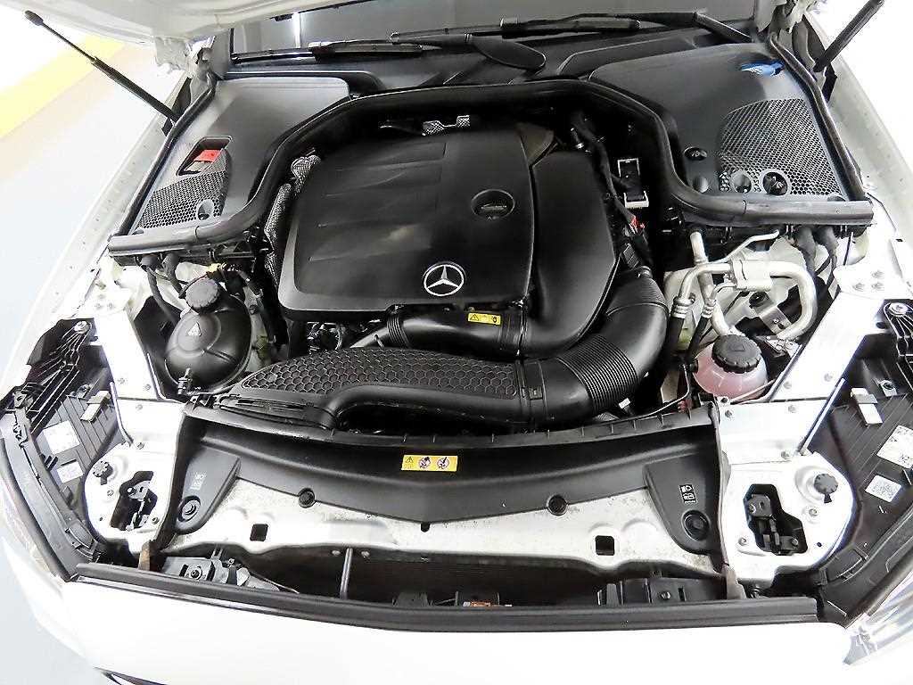 Mercedes Benz E class 2022 Blanco - Importación desde Corea - HF Imports Iquique - Foto 19