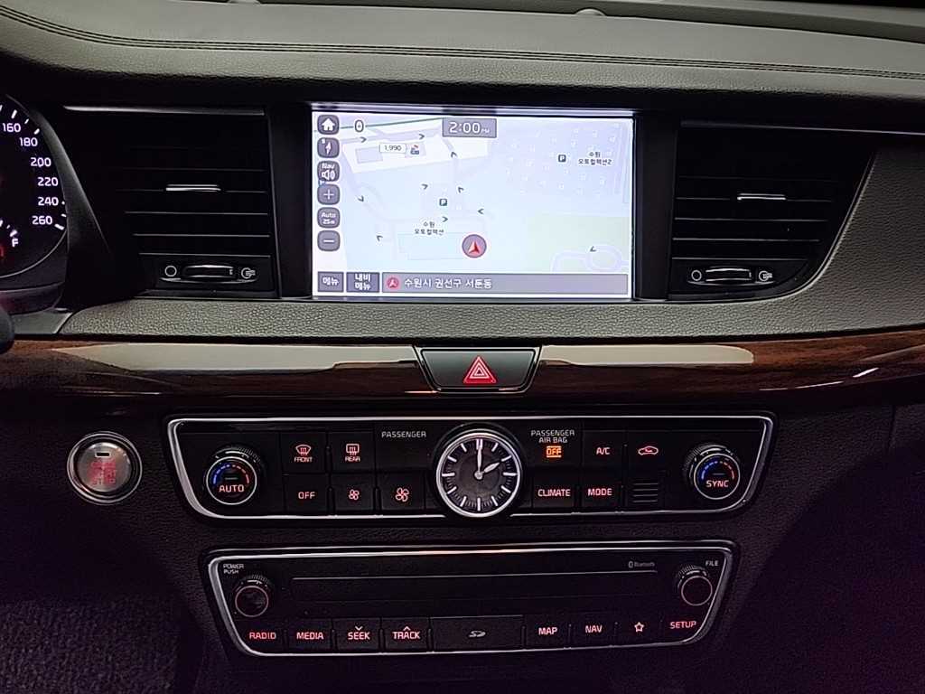 KIA K7 - Vista 10