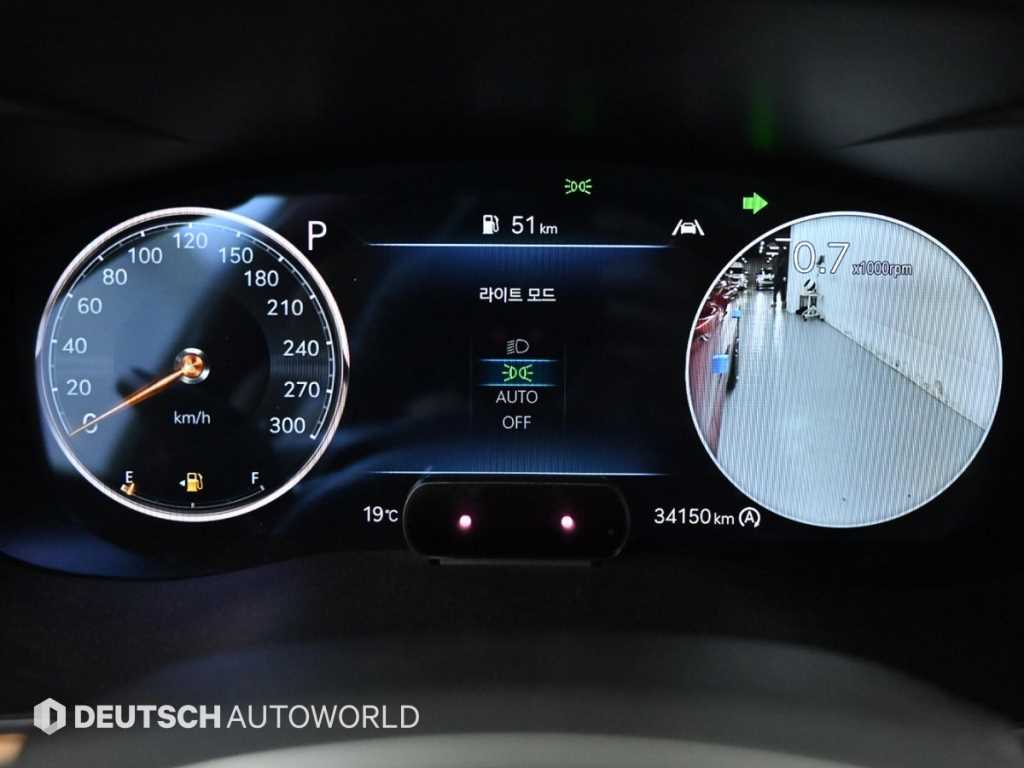 Genesis G70 - Vista 8