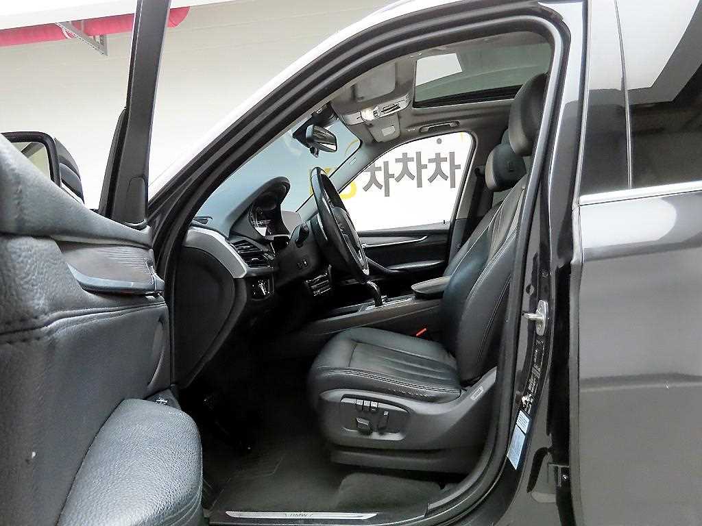 BMW X5 - Vista 12
