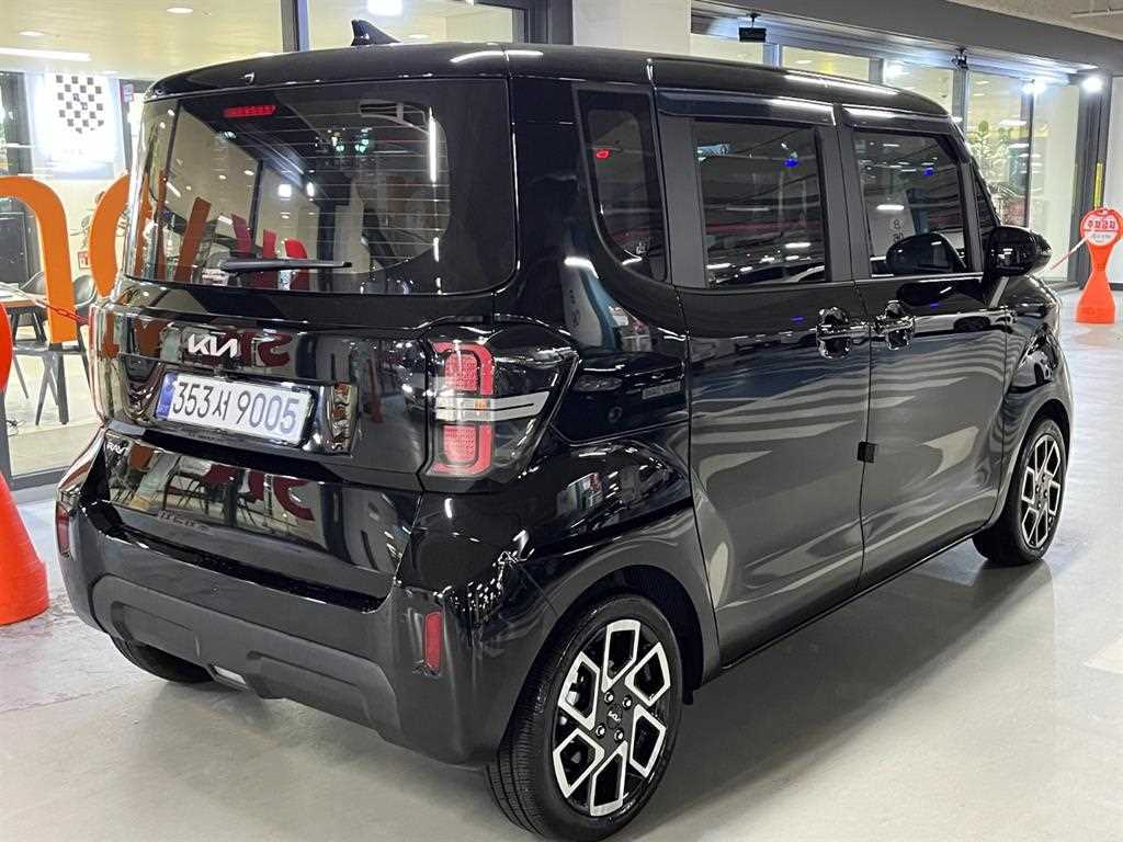 KIA Ray - Vista 8